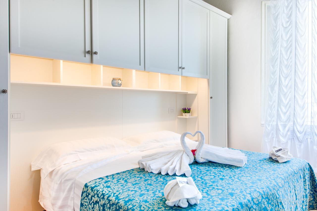 Hotel Villa Laura Rimini Eksteriør billede